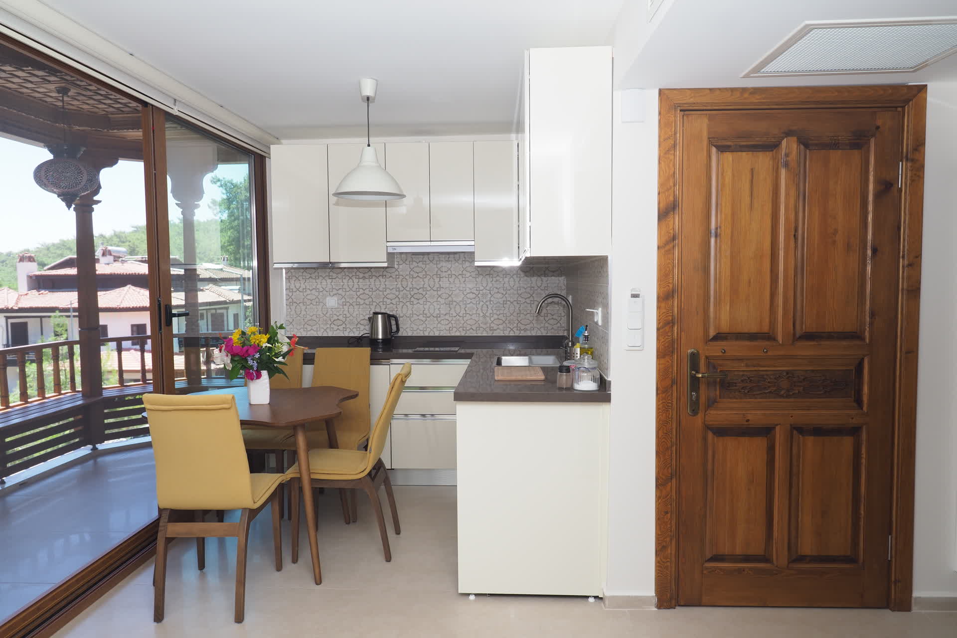 Picasso - lounge - ArtApart Akyaka