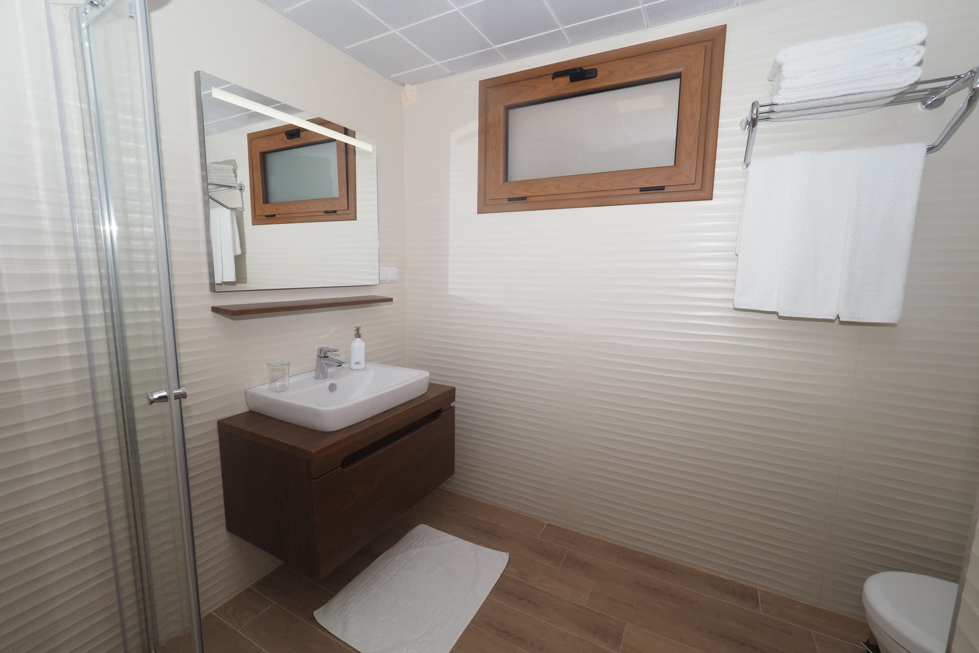 Dino - bath - ArtApart Akyaka