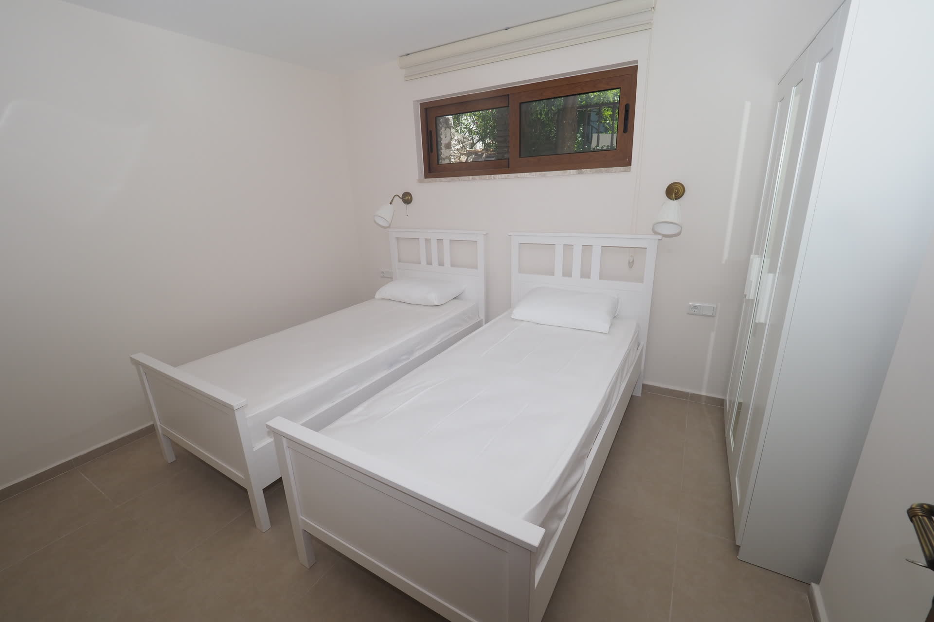 Dino - bedroom1 - ArtApart Akyaka