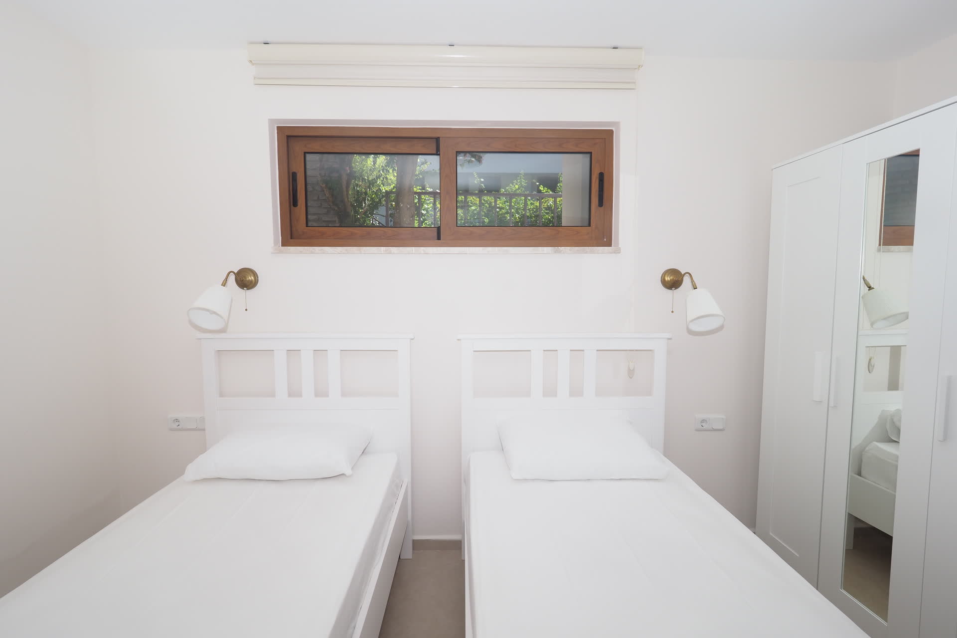 Dino - bedroom1 - ArtApart Akyaka