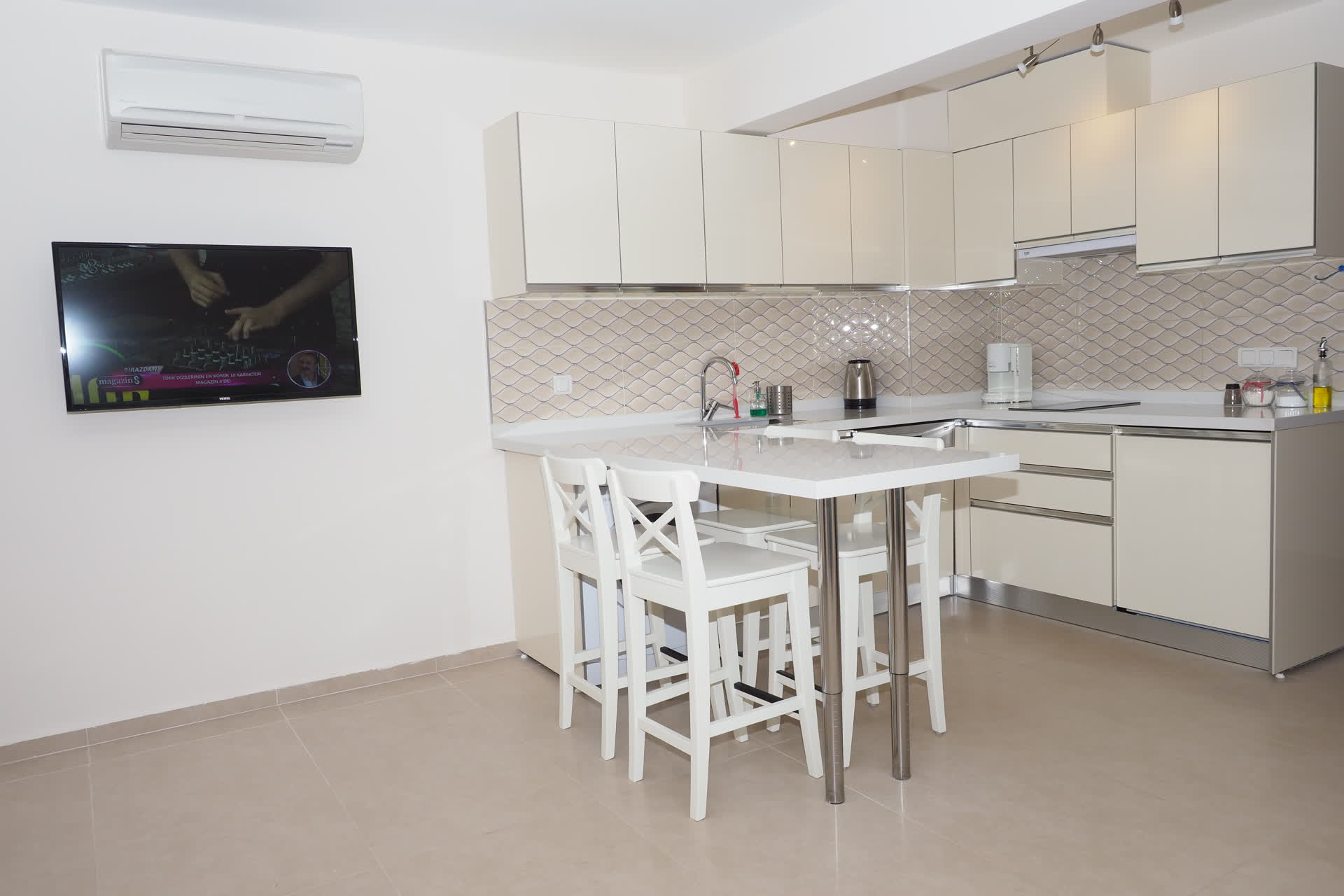 Dino - lounge - ArtApart Akyaka