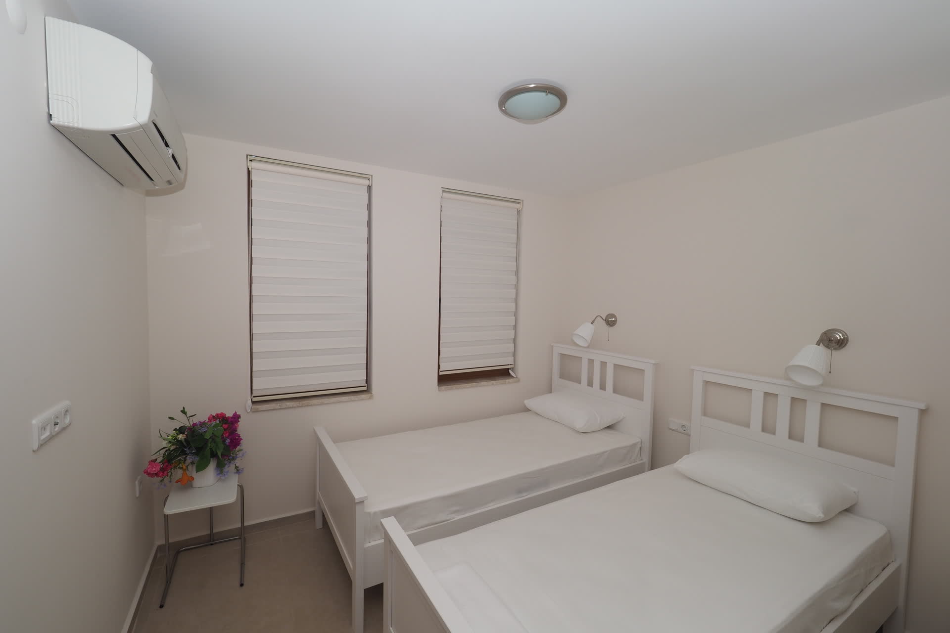 Kahlo - bedroom2 - ArtApart Akyaka