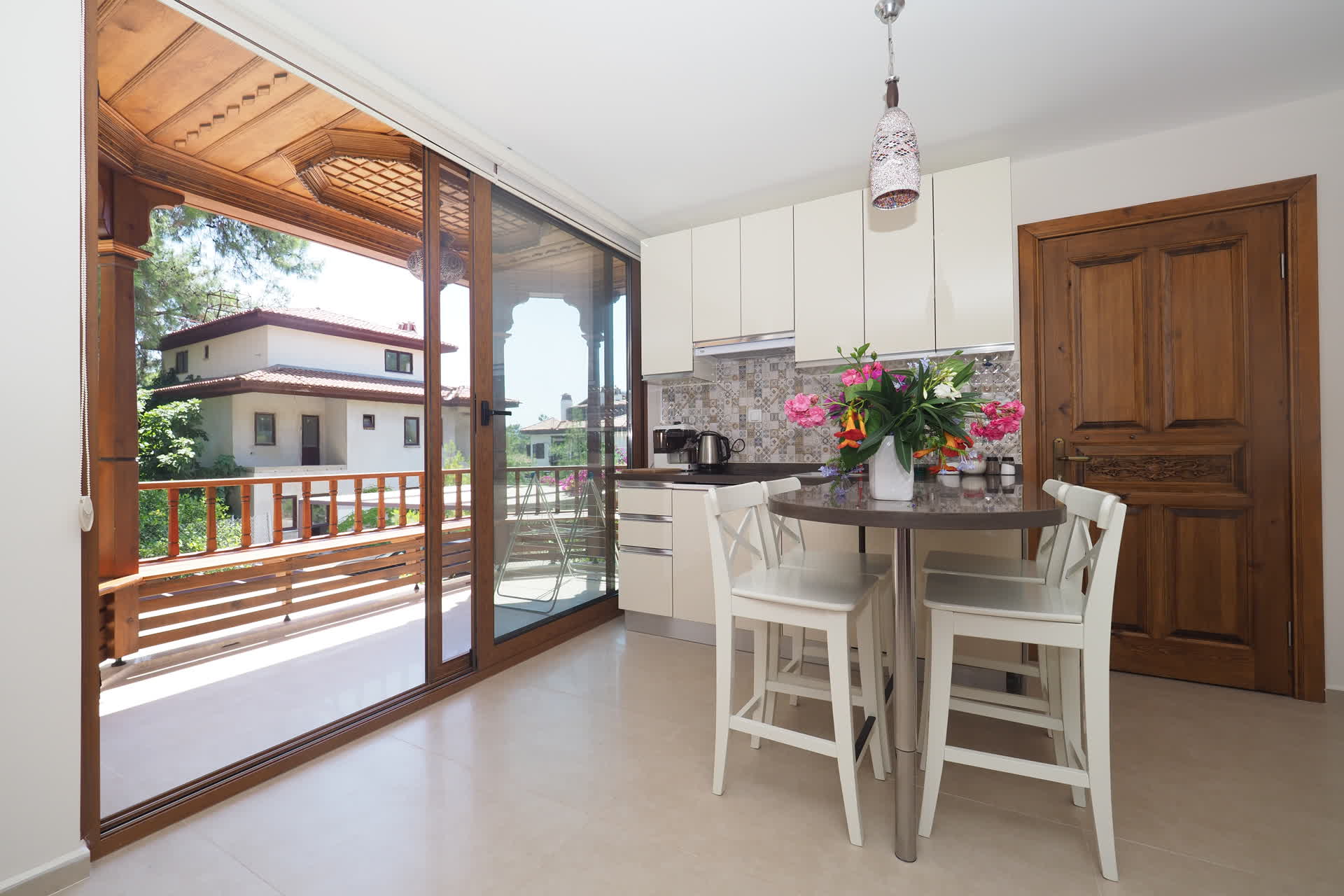 Kahlo - lounge - ArtApart Akyaka