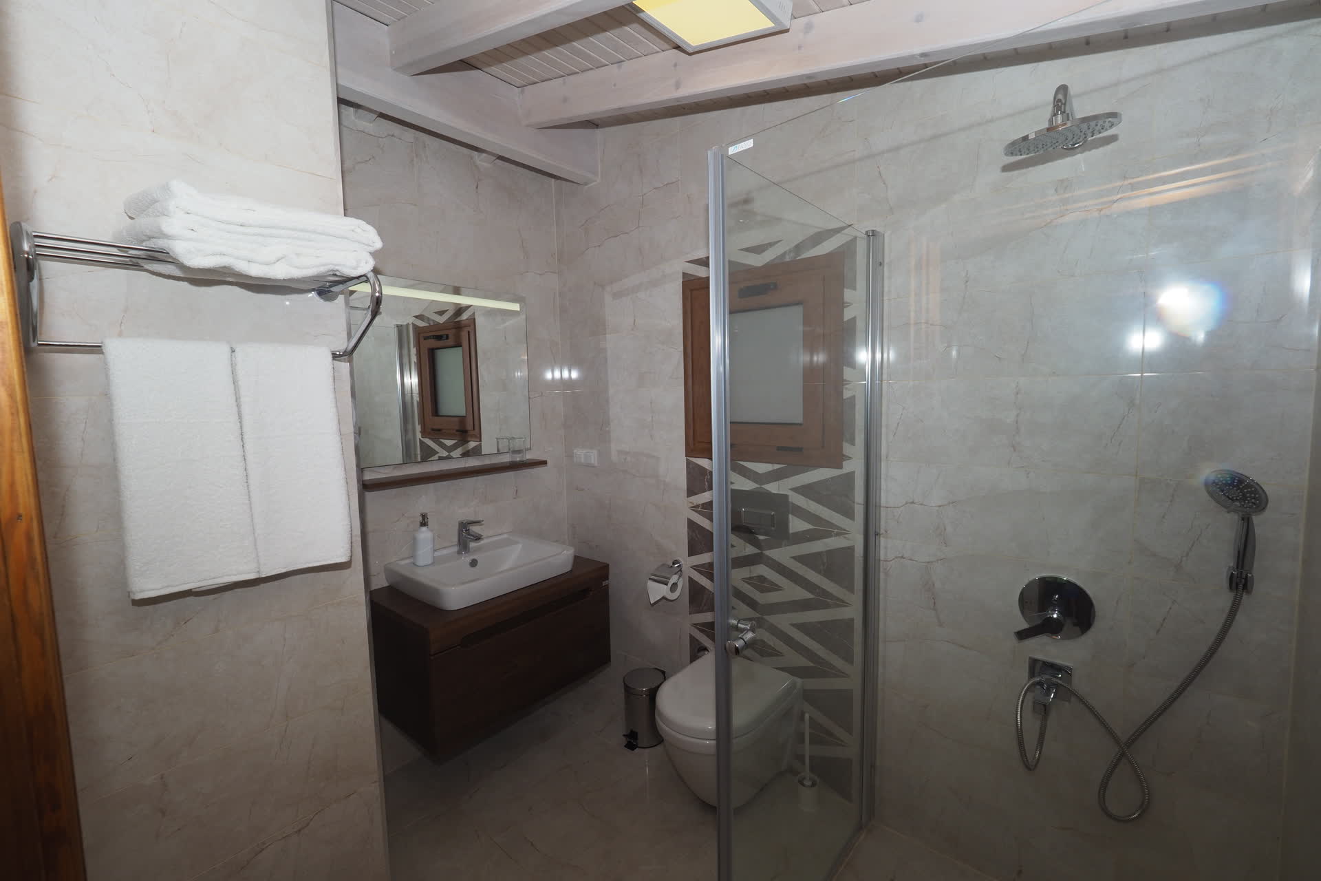 Klee - bath - ArtApart Akyaka